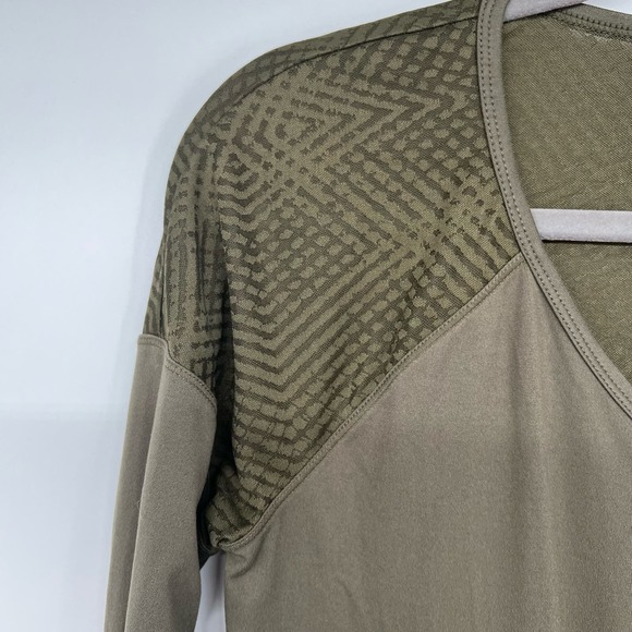 Lole Long Sleeve T-Shirt Women's Size S Olive Green Pullover Workout Activewear - Picture 3 of 7